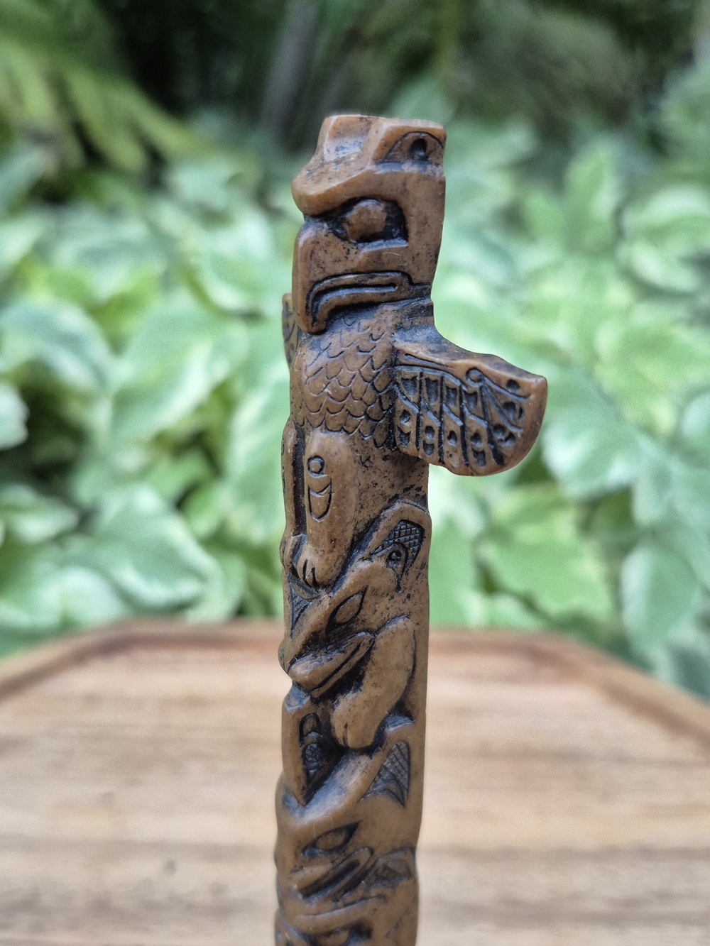 Vintage Boma Canada Totem Pole Figurine 6.5" Faux Wood Resin Souvenir - Picture 5 of 14
